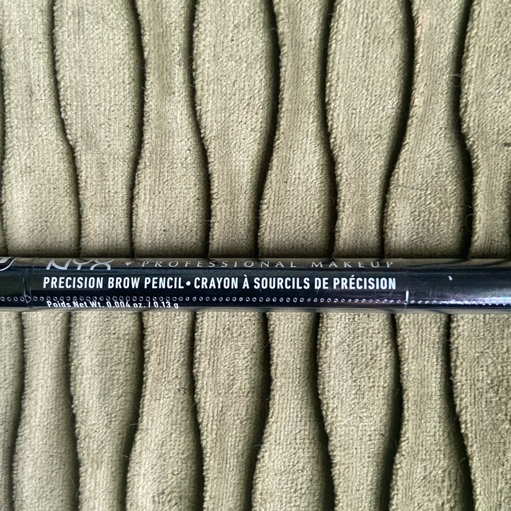 NYX Charcoal Precision Brow Pencil-Crayon PB07-Charcoal - Picture 5 of 6